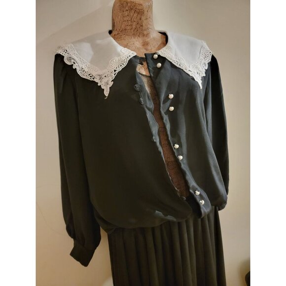 Vintage Lisa II  80s Black Knee-High Dress with White Lace Collar Size 14 - Picture 6 of 16